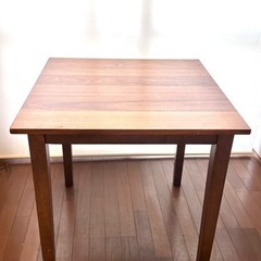 ダイニングテーブル　椅子1脚付き　※傷ありの画像