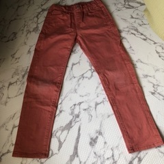 ✨ユニクロ　ボトムス　長ズボン　キッズ　サイズ130の画像