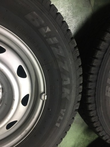 引き取り限定！スタッドレス　165R13 LT 6PR
