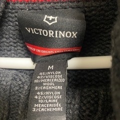 ビクトリノックス victorinox ニットの画像