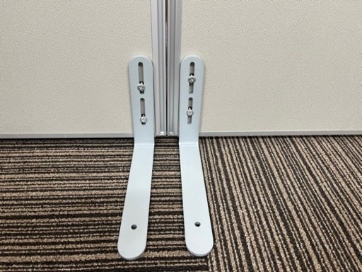 パーテーション 美品【オフィスコム】ライトグレー 布張り オフィス 仕切り 独立式 新古品 中古品 現品 現状品