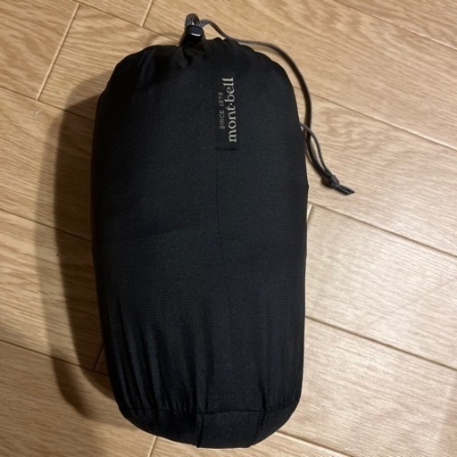 ?超軽量?
超美品mont-bellダウンインナーウェアー