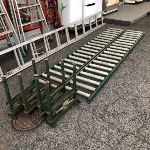 ローラーコンベア　長さ3M（2本）【10899409】