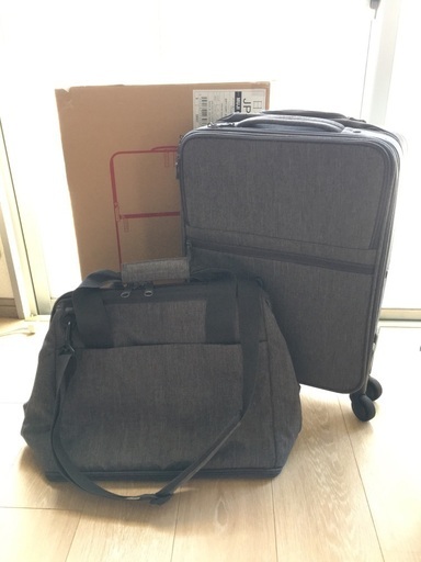 MUJI ソフトキャリーケースとボストンバッグ セット EasyHung!付き MUJI ソフトキャリーケースとボストンバッグ セット EasyHung