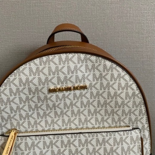 1度のみ使用　MICHAEL KORS バックパック　アディナ　③