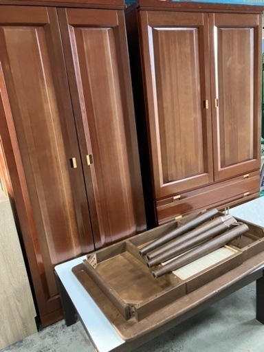 激安　素敵な家具　大量ございますが　お越しになってお選びください