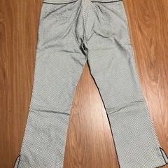 ブランド名【フランドル】　7分丈パンツ　サイズ3の画像