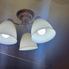 古いアンティーク 照明器具