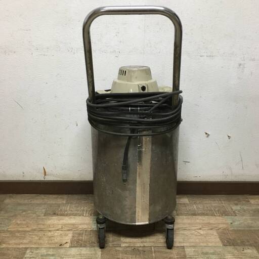 🔷🔶🔷ut13/100 マキタ makita 乾湿両用 業務用集じん機 モデル