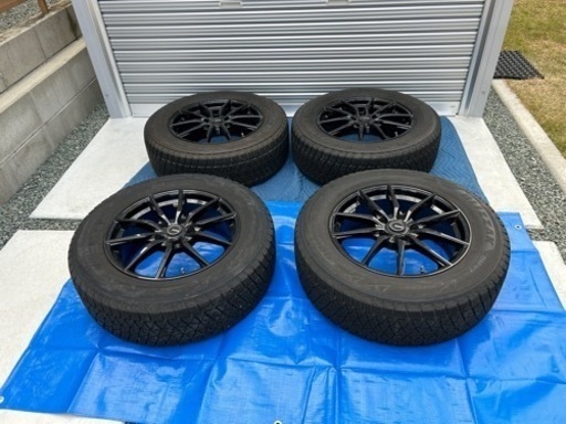 225/65/R17 スタットレスタイヤ(ブリザック)ホイール付