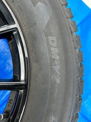 225/65/R17 スタットレスタイヤ(ブリザック)ホイール付