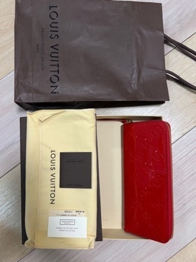 【希少】ハワイで購入♪ルイヴィトン財布シリアルナンバーあり♪
