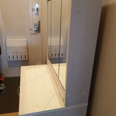 ドレッサー コンセント付きの画像