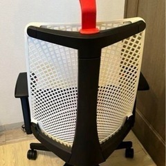 【美品】イトーキ サリダ YL9G ホワイト オフィスチェアの画像