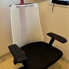 【美品】イトーキ サリダ YL9G ホワイト オフィスチェアの画像
