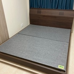ドリームベッド　クイーンサイズ9000円