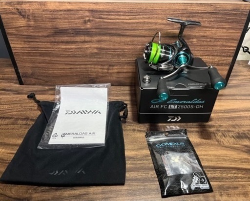 美品 ダイワ 21エメラルダスAIR FC LT2500S-DH