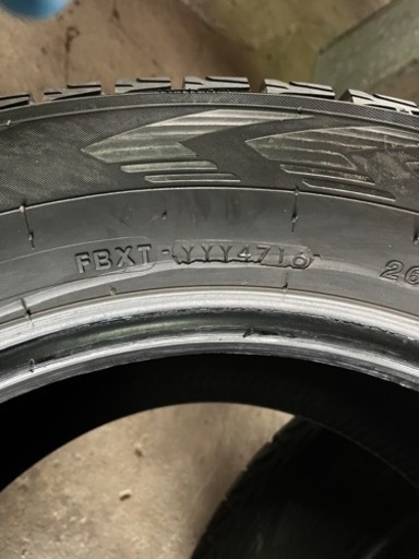 タイヤ　18インチ　4本　スタッドレス　YOKOHAMAプラド　ランクル
