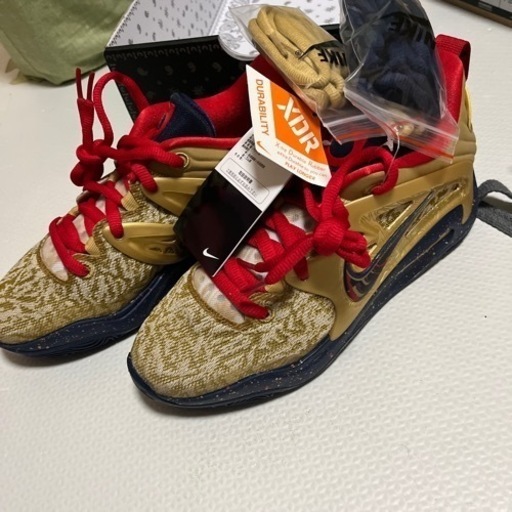 《新品未使用》KD15 EP ゴールド☆25.5cm バッシュ　バスケット　シューズ