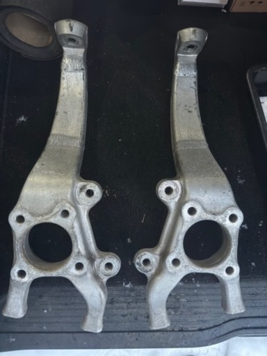 クラウンショートナックル