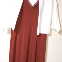 白ボレロ付き明るい小豆色のワンピース(M)着丈103cmの画像