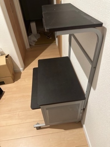ラックです