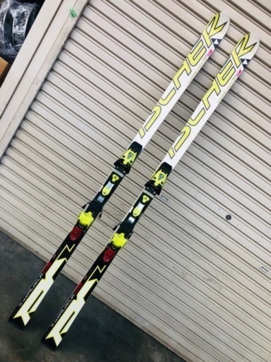 送料無料スキー板 フィッシャーRC4 180女子選手マスターズ用 チューンナップ済み