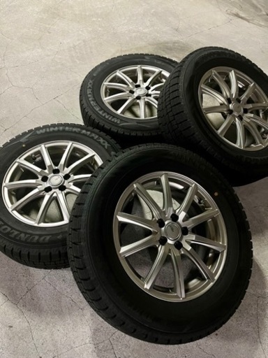 スタッドレスタイヤ(215/65R16) ホイール付4本セット