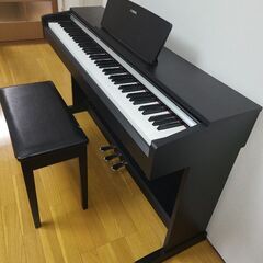 ヤマハ　電子ピアノ　ARIUS YDP-142