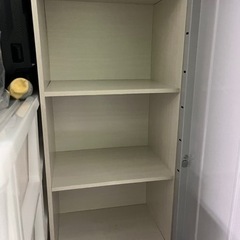 アイリス　カラーボックスの画像