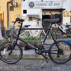 ??　ミニベロ自転車　２０インチ　６変速　黒　配達可能