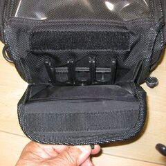 バイクのタンクバックの画像