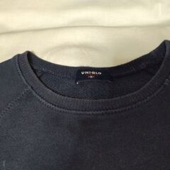 UNIQLO　トレーナー　紺の画像