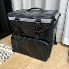 デリバリーバッグ　ウーバーイーツ　ubereats  出前館