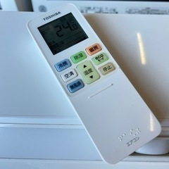 【美品、高年式】2021年 TOSHIBA 2.2kw（6~8畳用） お掃除機能付きエアコンの画像