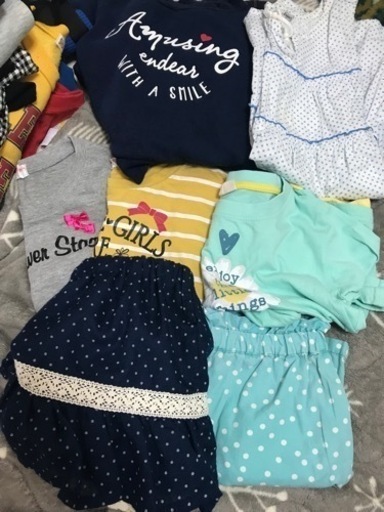 110-130センチ女子洋服　長袖長ズボン