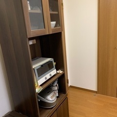 食器棚の画像