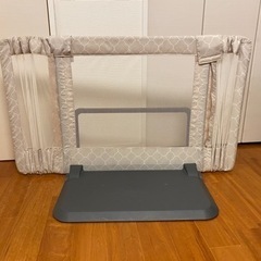 受け渡し予定あり：ベビーゲート 日本育児 おくだけとおせんぼMサイズ