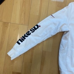 NIKE トレーナー　Sサイズの画像