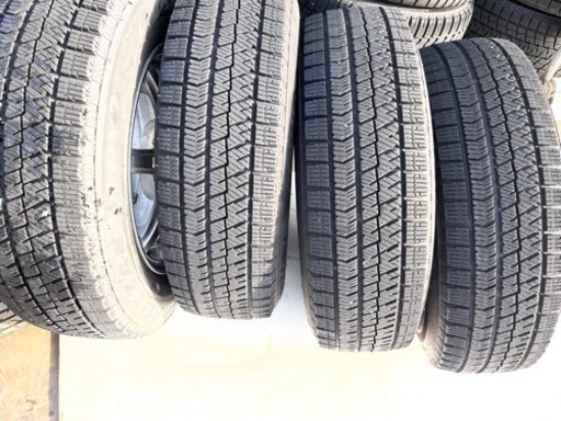 ブリヂストンスタンドレスタイヤR14４本セット