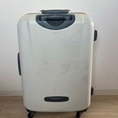 【無料】キャリーバッグの画像