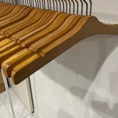 木製ハンガー20本セットの画像