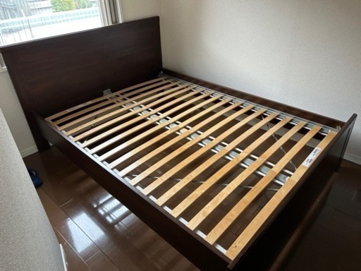 (受渡者交渉済)IKEA MALM ダブルベッドフレーム 140×200