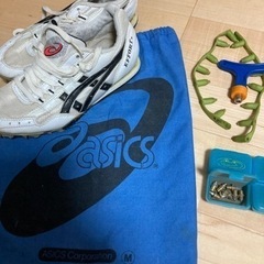 asics陸上用スパイク　無料