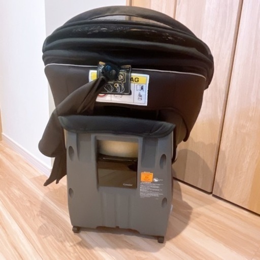 【お取引中】combi コンビ　チャイルドシート　ISOFIX