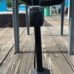 サポートレッグ付チャイルドシートの画像