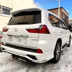 LEXUS⭐️LX570⭐️モデリスタ⭐️リアエンター⭐️の画像