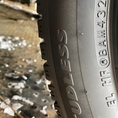 スタッドレス　VRX2 4本セットの画像
