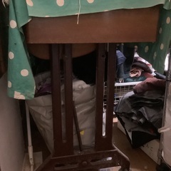 足踏みミシンです。の画像