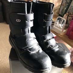 安全靴28センチ